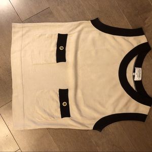 Classic CHANEL beige and black knit top
